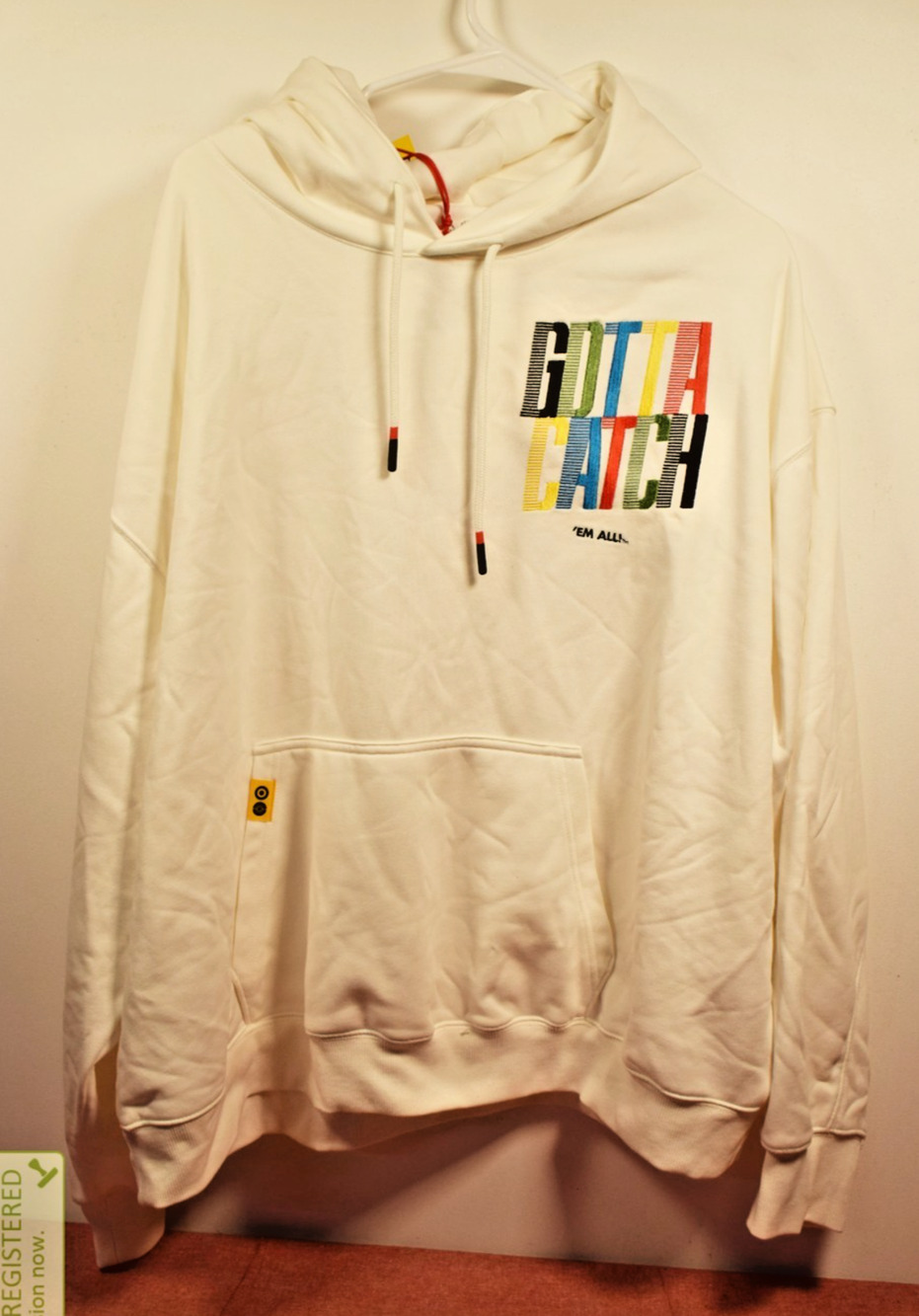 Pokémon Adult Hooded Sweatshirt Cream XL